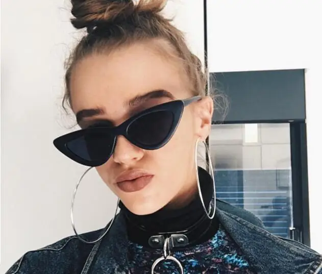 Winla 2018 Newest Sexy Cat Eye Sunglasses Women Brand Designer Lady Sun Glasses For Female Vintage Shades Eyewear EVHY-CAT1701-L
Winla 2018 Newest Sexy Cat Eye Sunglasses Women Brand Designer Lady Sun Glasses For Female Vintage Shades Eyewear EVHY-CAT1701-L