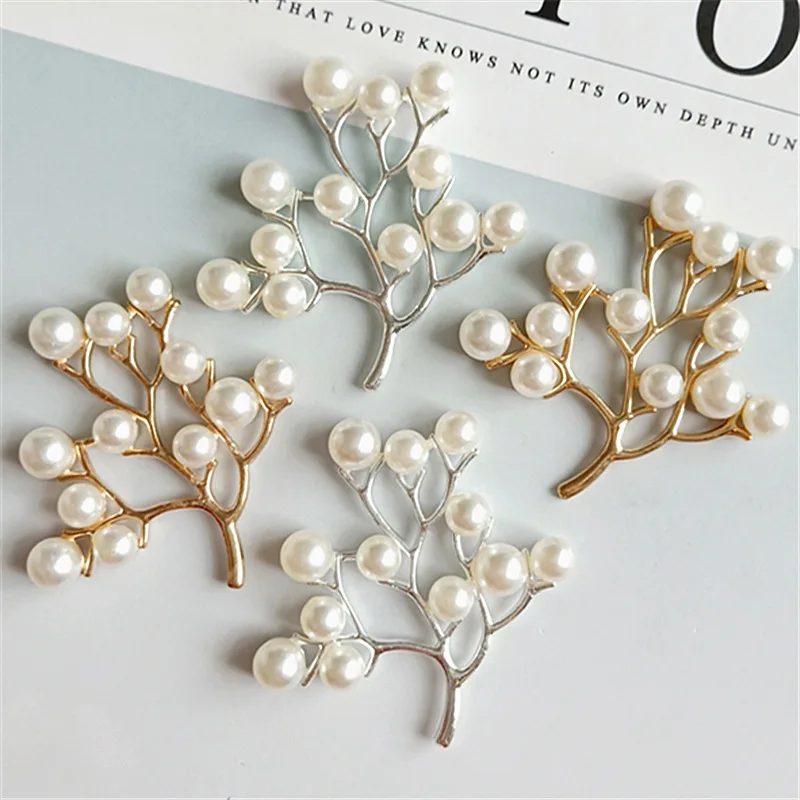 10 Pcs/Lot Alloy Creative Gold Pearls Leaf Pendant Buttons Ornaments Jewelry Earrings Choker Hair DIY Jewelry Accessories
10 Pcs/Lot Alloy Creative Gold Pearls Leaf Pendant Buttons Ornaments Jewelry Earrings Choker Hair DIY Jewelry Accessories