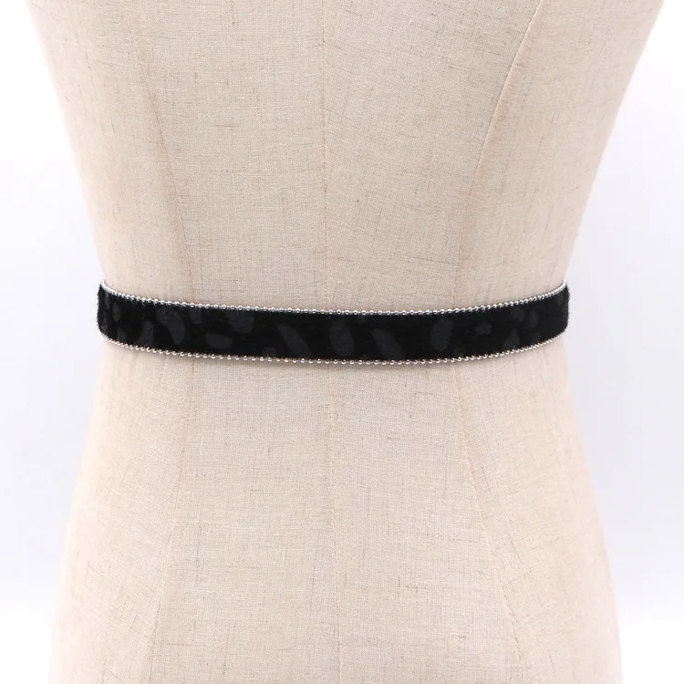 Womens leather Thin belt female Leopard print horse hair bead adorns Fanny pack female Mobile phone bag shopping bag detachable
Womens leather Thin belt female Leopard print horse hair bead adorns Fanny pack female Mobile phone bag shopping bag detachable