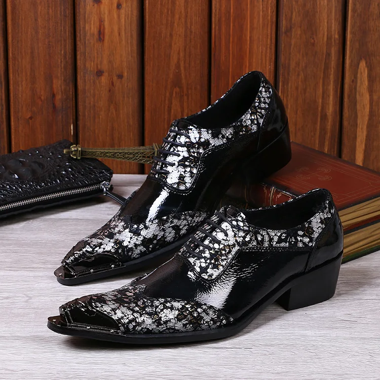 European American Style Windy Fashion Casual Men's Trend Bright Leather Black Iron Head Classic Shoes
European American Style Windy Fashion Casual Men's Trend Bright Leather Black Iron Head Classic Shoes