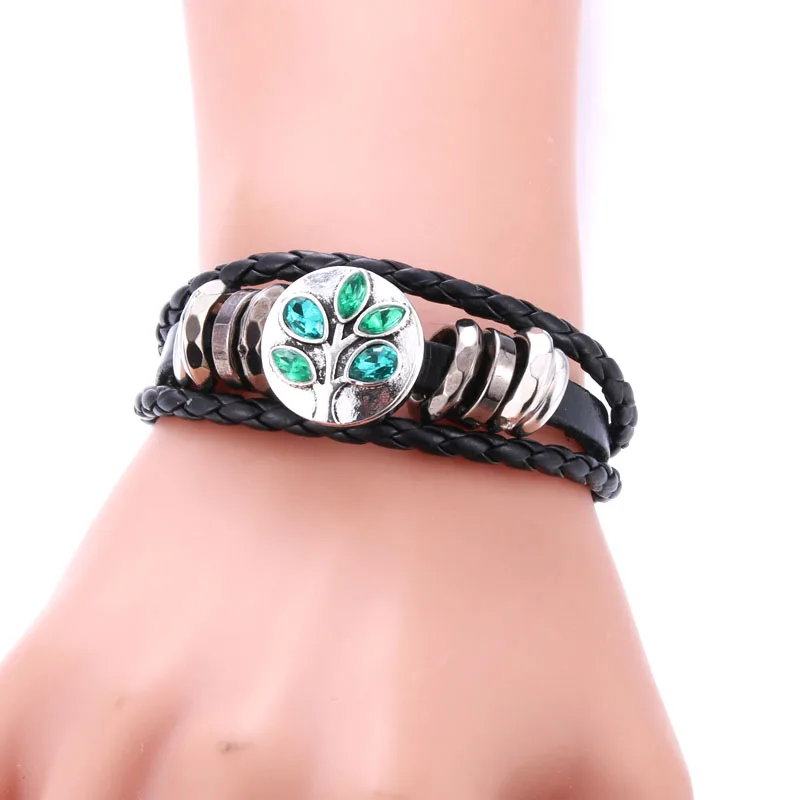 2019 New Design High Quality Wholesale 10pcs/lot Crystal 18mm Snap Button Women Charm Bracelet Tree of Life Snaps Jewelry
2019 New Design High Quality Wholesale 10pcs/lot Crystal 18mm Snap Button Women Charm Bracelet Tree of Life Snaps Jewelry