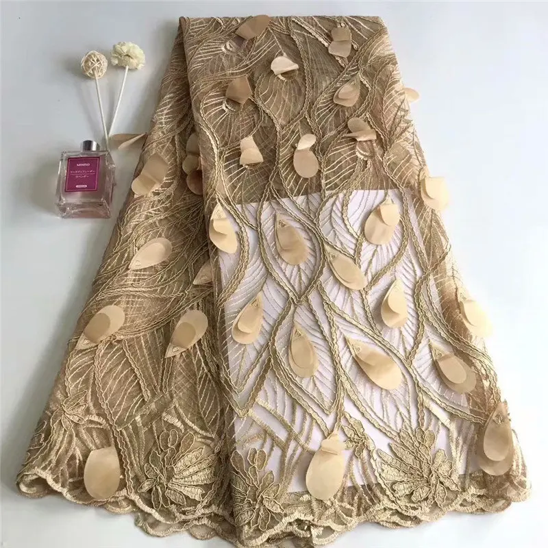 Latest French Lace Fabrics High Quality Bridal 3d Lace Embroidery Nigerian Mesh Lace Fabric For Wedding dress 5yards/lot
Latest French Lace Fabrics High Quality Bridal 3d Lace Embroidery Nigerian Mesh Lace Fabric For Wedding dress 5yards/lot