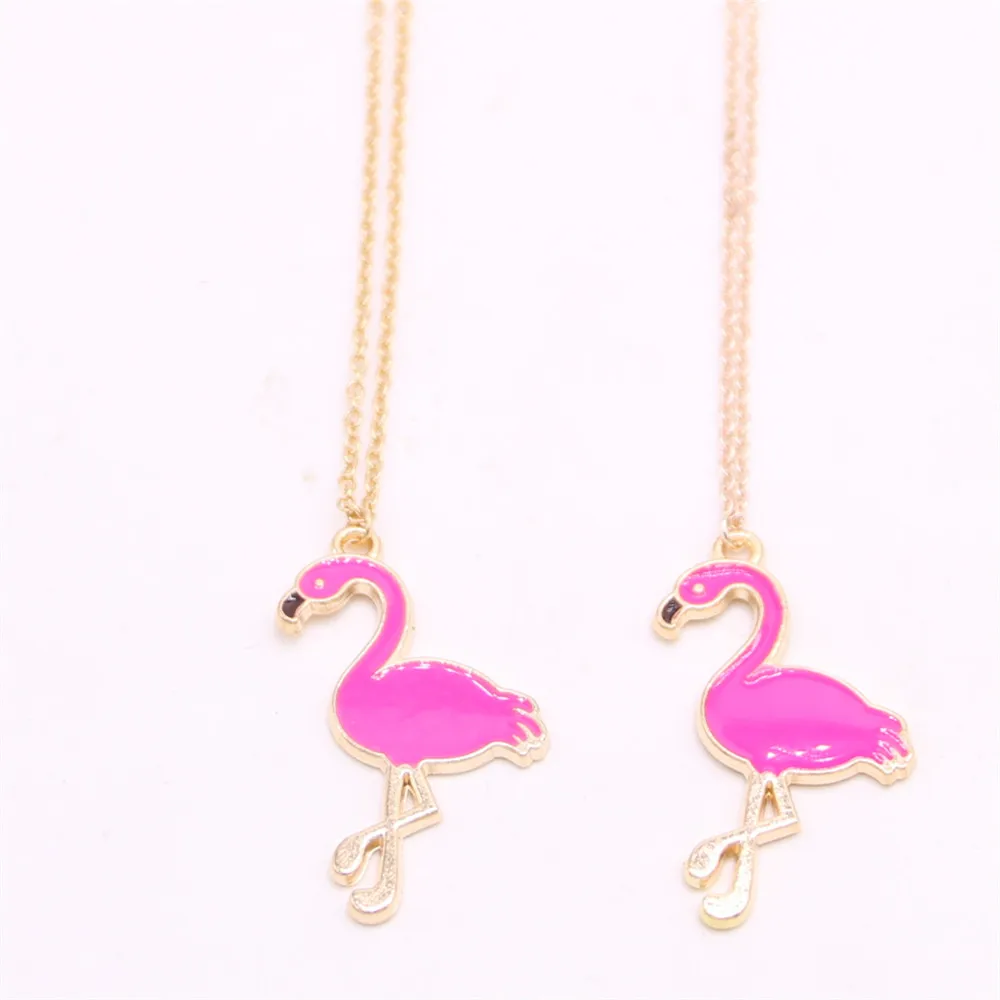 South America style flamingo pendant necklace Lifelike flamingo pendant necklace designed for women and
South America style flamingo pendant necklace Lifelike flamingo pendant necklace designed for women and