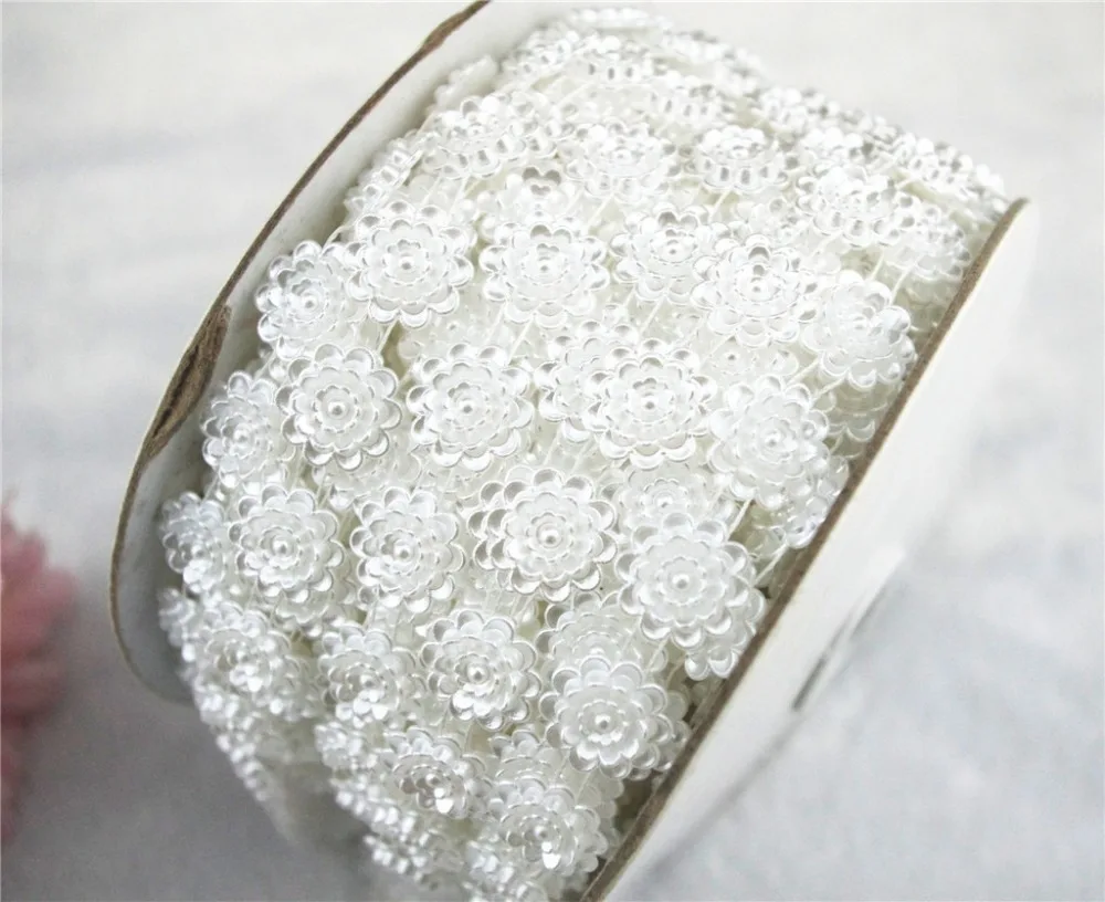 16mm White Flowers Acrylic Rhinestones For Dresses 2 Colors 10y Sewing On Pearl Beaded Embellishments Trims diy LZ32
16mm White Flowers Acrylic Rhinestones For Dresses 2 Colors 10y Sewing On Pearl Beaded Embellishments Trims diy LZ32