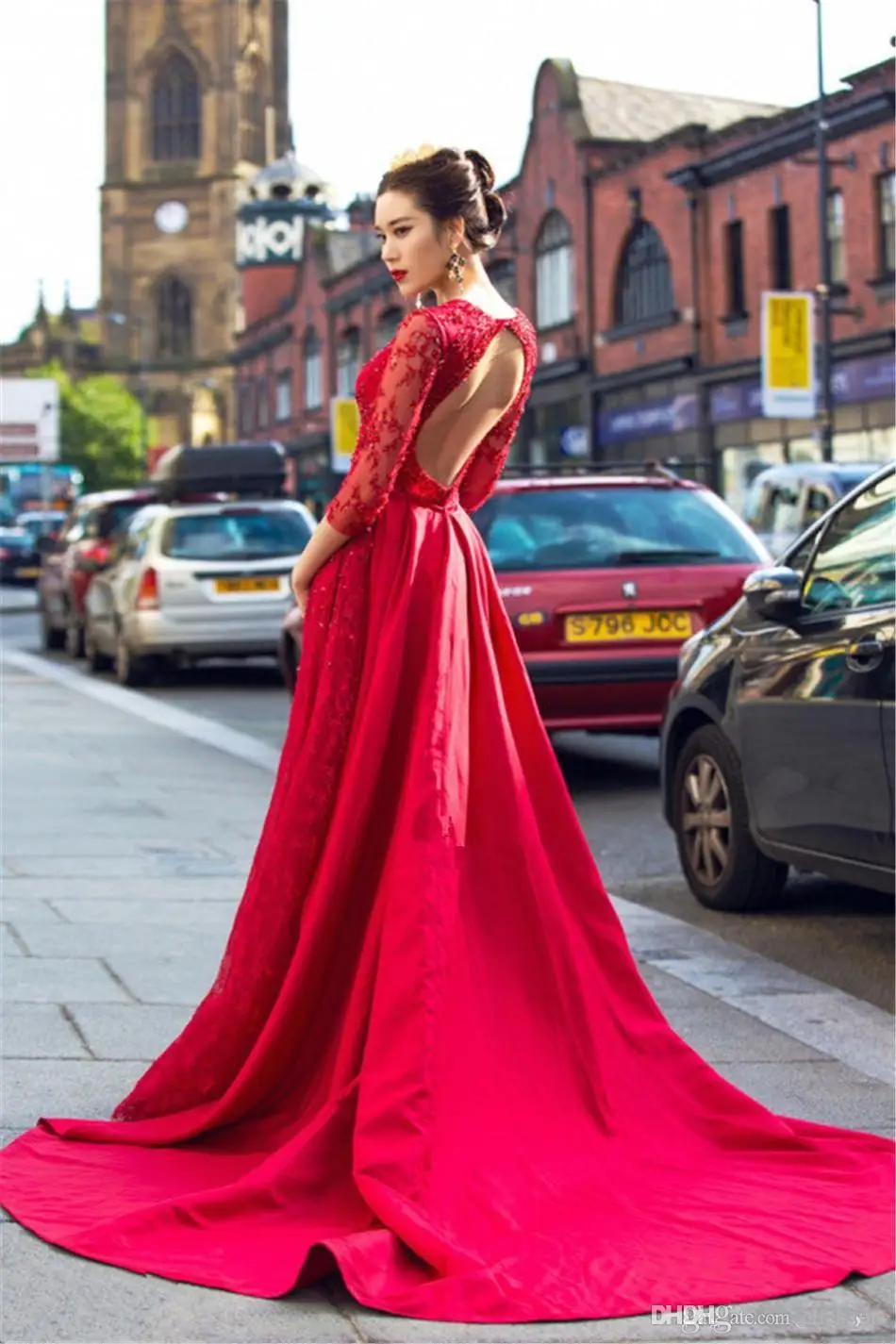 Red Lace Evening Dresses Long V Neck 3/4 Sleeves Court Trains Celebrity Party Gowns Women Formal Prom Dresses
Red Lace Evening Dresses Long V Neck 3/4 Sleeves Court Trains Celebrity Party Gowns Women Formal Prom Dresses