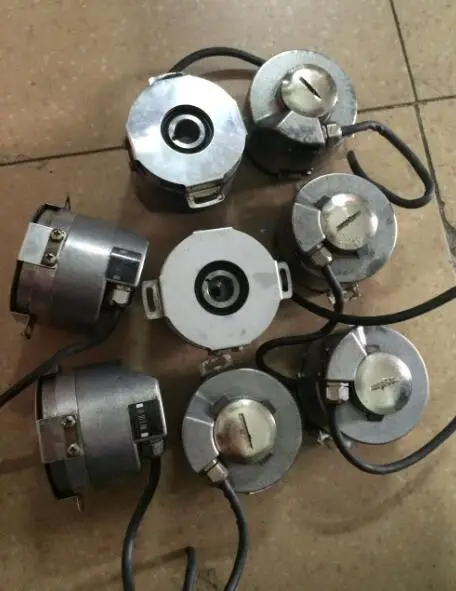 Encoder ROD 523 3750 2AB14-5K , Used one , 90% appearance new , 3 months warranty , fastly shipping
Encoder ROD 523 3750 2AB14-5K , Used one , 90% appearance new , 3 months warranty , fastly shipping