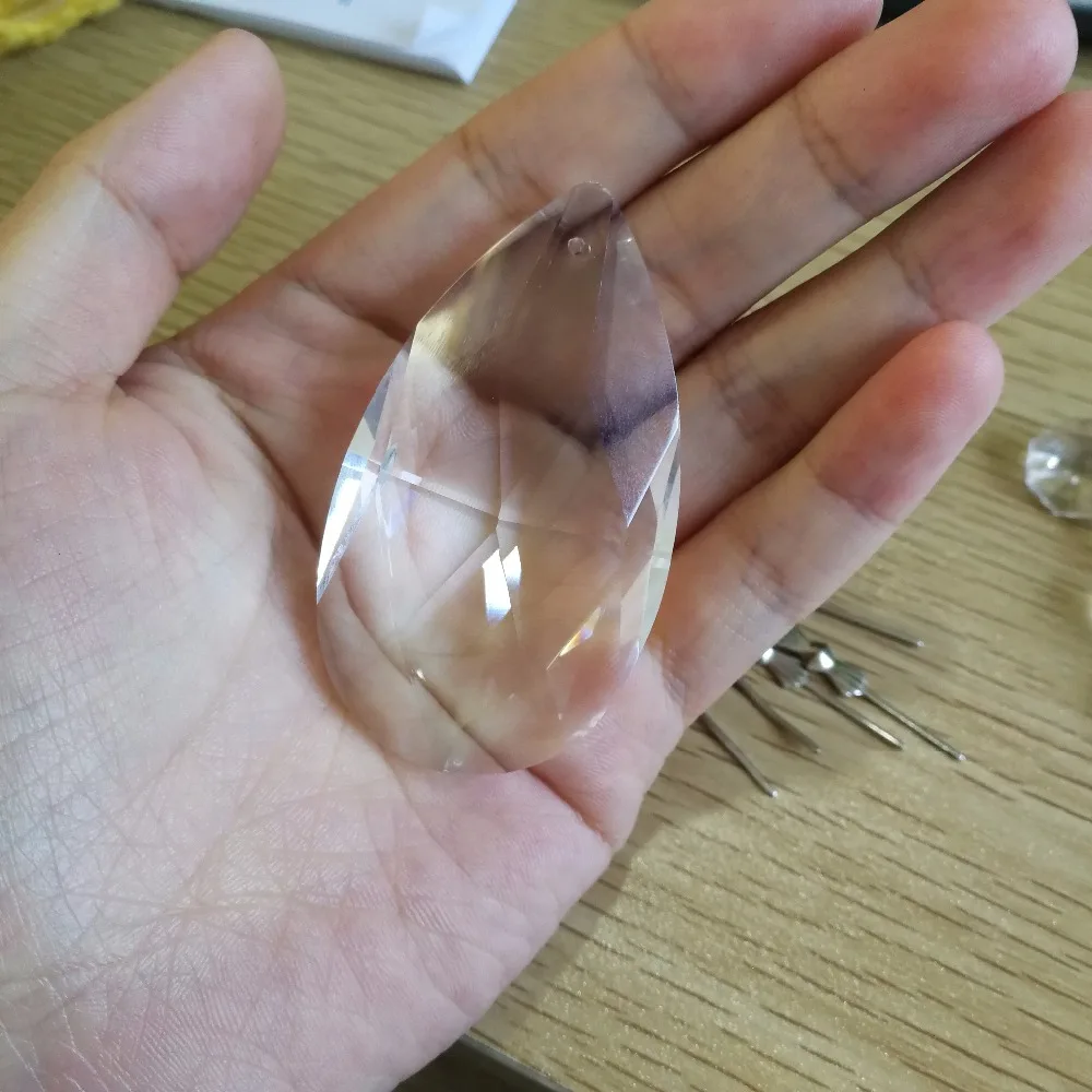 170pcs 63mm pendent + 14mm 170pcs octagon bead + 45mm 360pcs tie chandelier prisms loose part by DIY
170pcs 63mm pendent + 14mm 170pcs octagon bead + 45mm 360pcs tie chandelier prisms loose part by DIY