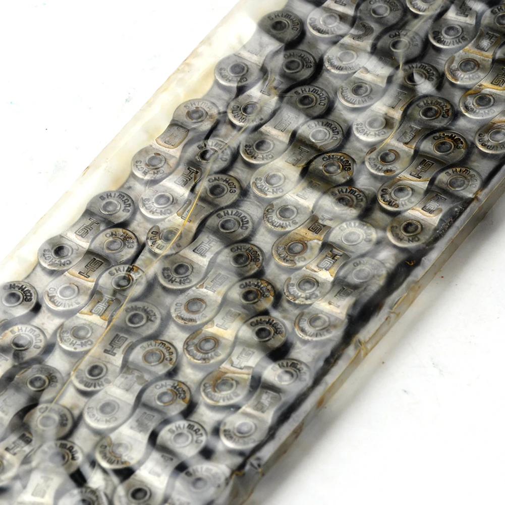 High Quality HG73 Road Bike Stainless Steel Chain 9 Speed 116 HG-73 Bike Bicycle Cycling Chain 116 9-speed Chain
High Quality HG73 Road Bike Stainless Steel Chain 9 Speed 116 HG-73 Bike Bicycle Cycling Chain 116 9-speed Chain