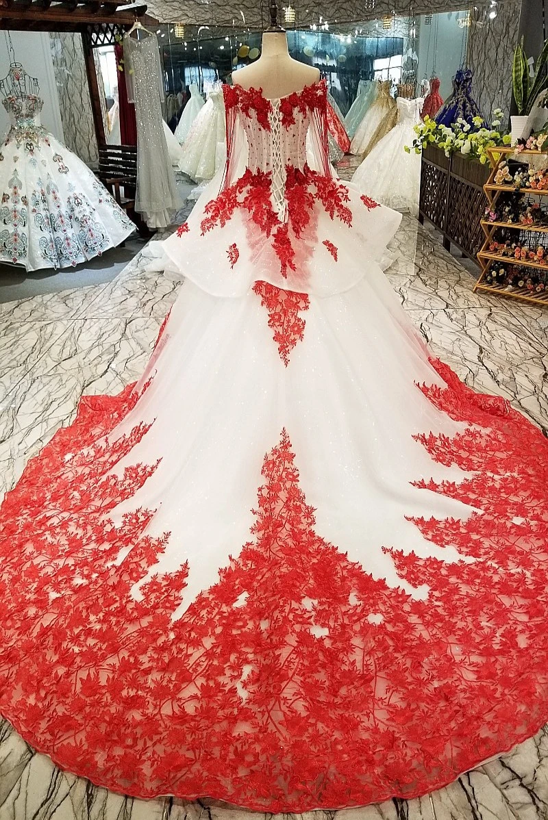 2018 Red Lace Natural White Tulle Long Train Bride Dress Floor-length Ball Gown Vintage Wedding Dresses Vestido Casamento Real
2018 Red Lace Natural White Tulle Long Train Bride Dress Floor-length Ball Gown Vintage Wedding Dresses Vestido Casamento Real