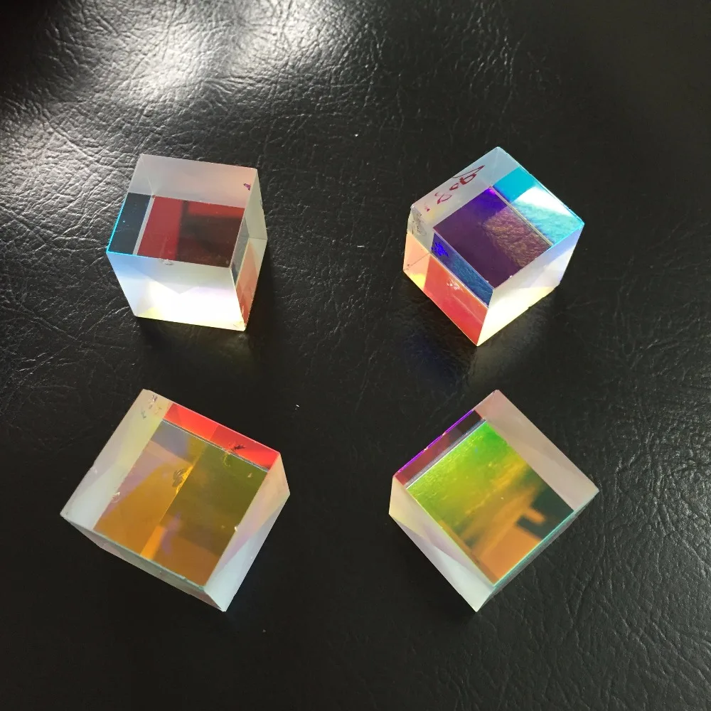 4PCS Beautiful Defective X-Cube Prism 2.5X2.5X2.5cm RGB Combiner Splitter Cross Dichroic Prism for Photograph Party Decoration
4PCS Beautiful Defective X-Cube Prism 2.5X2.5X2.5cm RGB Combiner Splitter Cross Dichroic Prism for Photograph Party Decoration