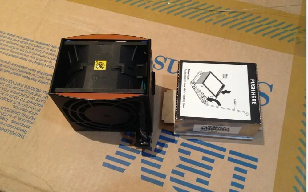 81Y6844 69Y5611 94Y6620 For IBM X3650m4 server CPU Radiator + Fan Set Cooling Fan Processor Cooler Heatsink Fan
81Y6844 69Y5611 94Y6620 For IBM X3650m4 server CPU Radiator + Fan Set Cooling Fan Processor Cooler Heatsink Fan