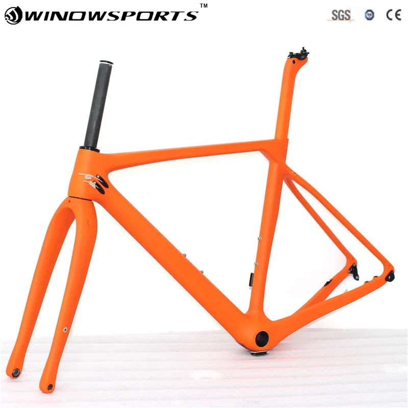 WINOWSPORTS carbon gravel bike frame raw finish unpainted frame UD weave max tires 700*40mm thru axle 100*15mm cyclocross fork
WINOWSPORTS carbon gravel bike frame raw finish unpainted frame UD weave max tires 700*40mm thru axle 100*15mm cyclocross fork