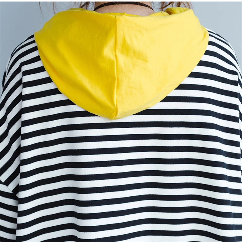 Foreign Style Extra Large Size T-Shirt Women's 2019 Summer New Striped Hooded Five-Point Sleeve Loose T-Shirt Top H00142
Foreign Style Extra Large Size T-Shirt Women's 2019 Summer New Striped Hooded Five-Point Sleeve Loose T-Shirt Top H00142