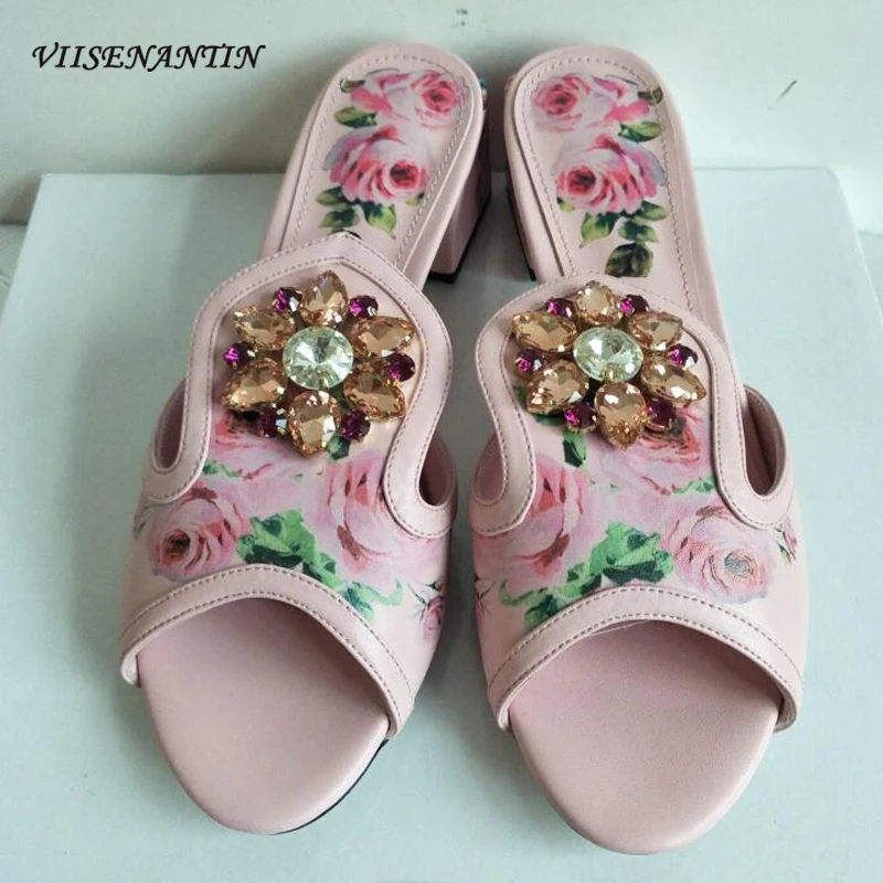 VIISENANTIN Flower Print Lady Chunky Heel Slipper Shoe Rhinestone Peep Toe Beautiful Retro Style Slides Mules Shoe Female
VIISENANTIN Flower Print Lady Chunky Heel Slipper Shoe Rhinestone Peep Toe Beautiful Retro Style Slides Mules Shoe Female