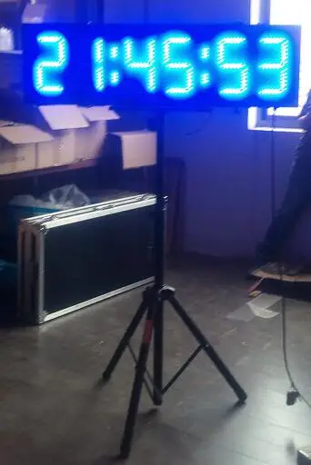 8 ''двухсторонний полуоткрытый светодиодный обратный отсчет/таймер для марафона со штативом для фотовспышки (спорта, бега)
8 ''двухсторонний полуоткрытый светодиодный обратный отсчет/таймер для марафона со штативом для фотовспышки (спорта, бега)