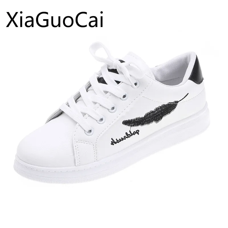 2019 Newest Spring Women Casual Shoes Leather Embroidery Female Casual Shoes Platform Shallow Women Casual Sneakers
2019 Newest Spring Women Casual Shoes Leather Embroidery Female Casual Shoes Platform Shallow Women Casual Sneakers