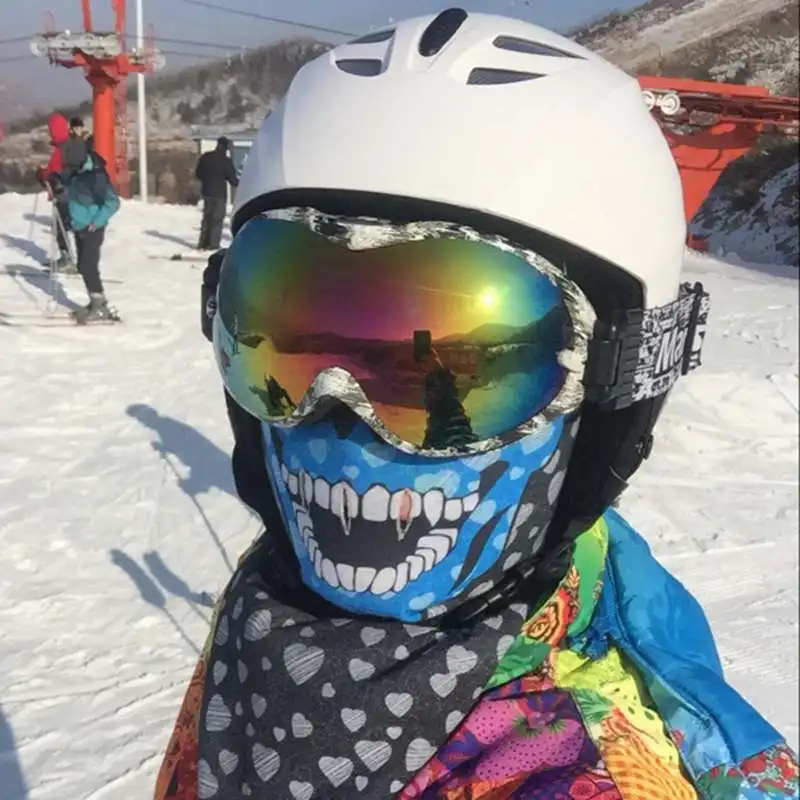 Professional Outdoor Skateboard Helemt Ski Snowboard Helmet Extreme Sports Scooter Helmet Integrally-molded Safety Helmet
Professional Outdoor Skateboard Helemt Ski Snowboard Helmet Extreme Sports Scooter Helmet Integrally-molded Safety Helmet