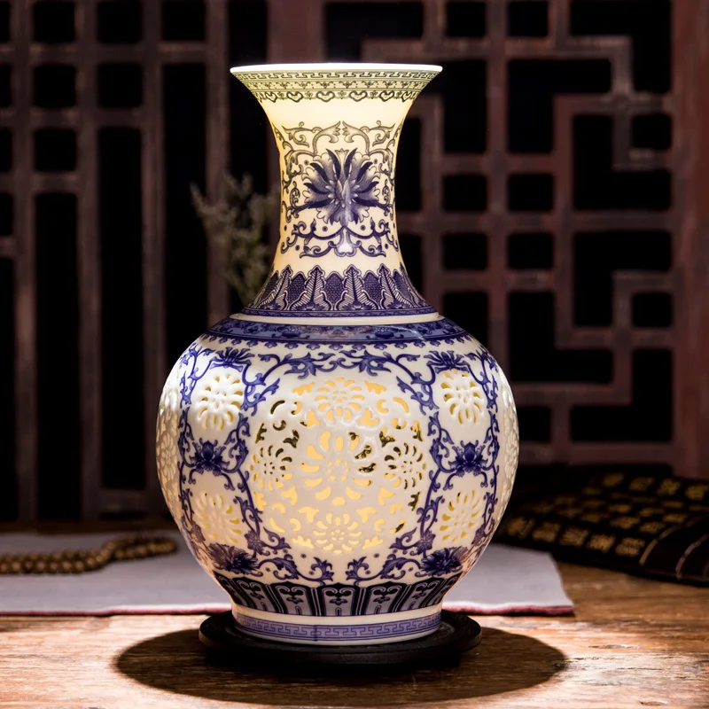 Jingdezhen Hollow Ceramic Vase Chinese Blue And White Pierced Vase Living Room Decoration Porcelain Flower Vase
Jingdezhen Hollow Ceramic Vase Chinese Blue And White Pierced Vase Living Room Decoration Porcelain Flower Vase