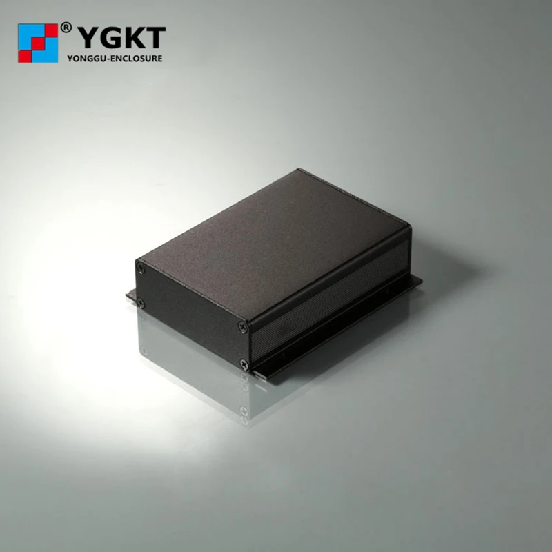 Yonggu hot sale 80*23.8*90/3.15''x0.94''x3.54''mm (wxhxl )die cast aluminum electronic box
Yonggu hot sale 80*23.8*90/3.15''x0.94''x3.54''mm (wxhxl )die cast aluminum electronic box