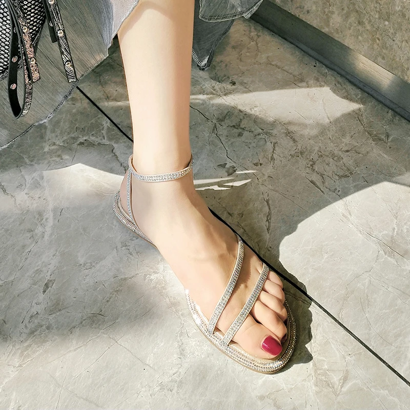 WETKISS Flat Sandals Women Diamond Summer Sandals Fashion Casual Ankle Strap Shoes Female Crystal Shoes Ladies 2019 New Black
WETKISS Flat Sandals Women Diamond Summer Sandals Fashion Casual Ankle Strap Shoes Female Crystal Shoes Ladies 2019 New Black