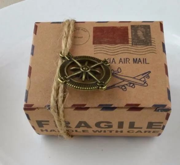 100pcs/lot fedex fast free shipping creative style kraft candy box airmail paper wedding chocolate box gift box baby shower box
100pcs/lot fedex fast free shipping creative style kraft candy box airmail paper wedding chocolate box gift box baby shower box