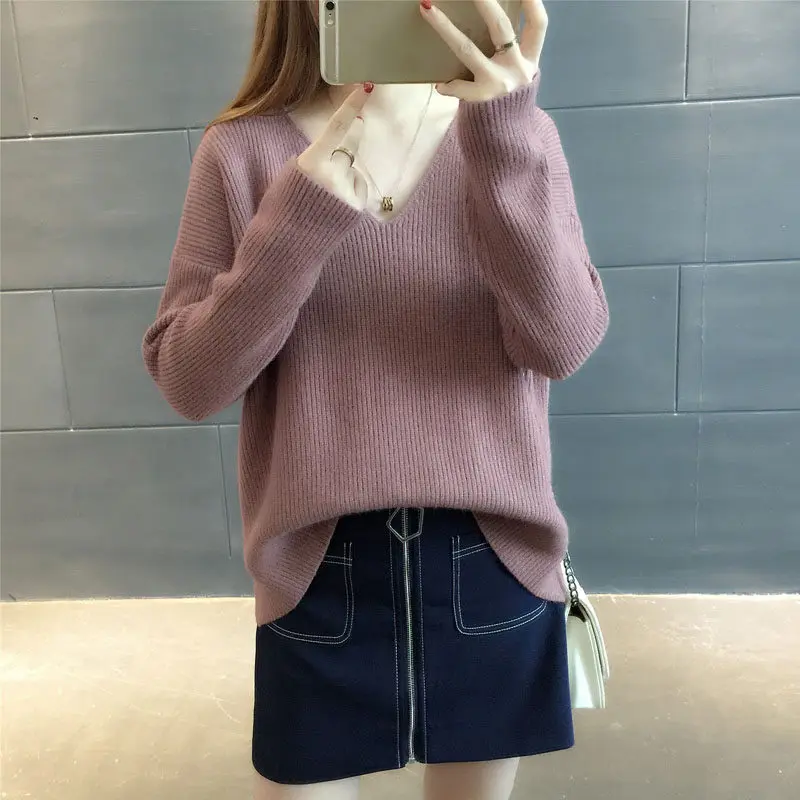 Autumn Women 2018 New V-neck Pullover Sweater Female Winter Thickening Loose Solid Color Wild Knit Bottoming Shirt LQ478
Autumn Women 2018 New V-neck Pullover Sweater Female Winter Thickening Loose Solid Color Wild Knit Bottoming Shirt LQ478