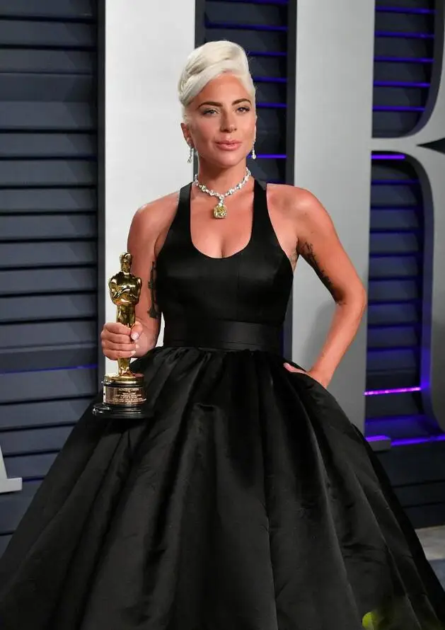 Oscar 2019 Black Prom Dresses Ball Gown Spaghetti Satin Floor Length Evening Gowns Plus Size Cheap Party Dress
Oscar 2019 Black Prom Dresses Ball Gown Spaghetti Satin Floor Length Evening Gowns Plus Size Cheap Party Dress