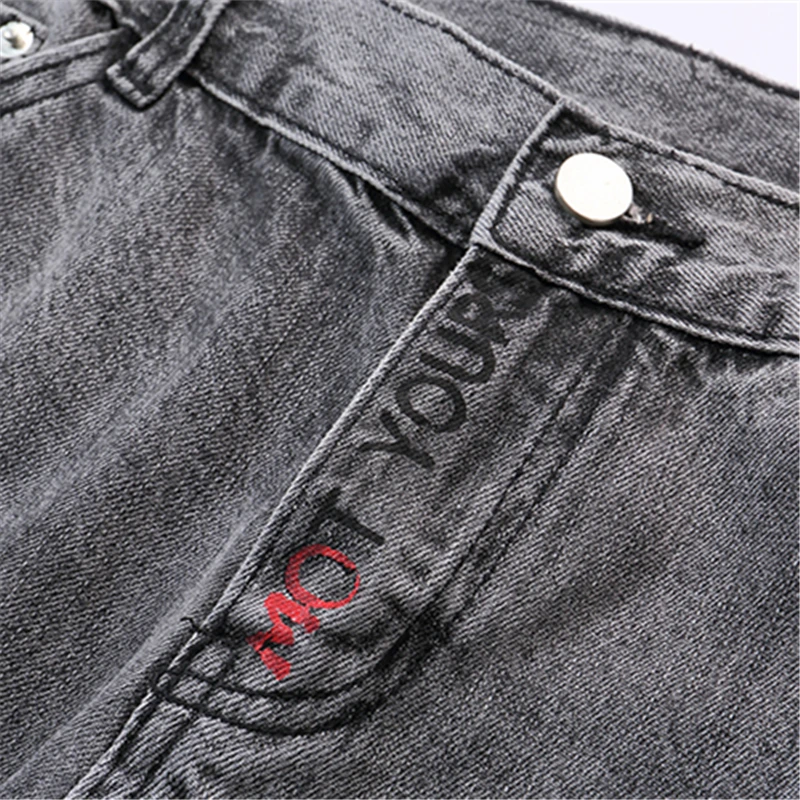 Bebovizi Hip Hop Men Jogger Denim Pants Skinny Washed Distressed Jeans 2019 Graffiti Print Streetwear Destroyed Ripped Jeans
Bebovizi Hip Hop Men Jogger Denim Pants Skinny Washed Distressed Jeans 2019 Graffiti Print Streetwear Destroyed Ripped Jeans