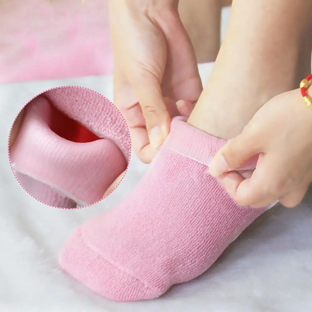 Whitening Exfoliating Foot Mask Spa Gel Socks Moisturizing Hand Mask Feet Care Ageless Beauty Silicone Socks
Whitening Exfoliating Foot Mask Spa Gel Socks Moisturizing Hand Mask Feet Care Ageless Beauty Silicone Socks