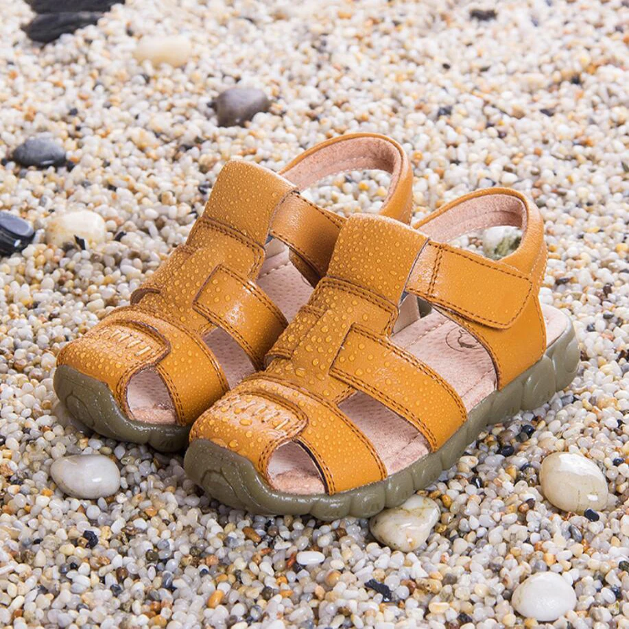 Summer boys shoes Children Sandals Child Summer Beach Casual Walking genuine leather Sandals Shoes kids flat heels shoes outwear
Summer boys shoes Children Sandals Child Summer Beach Casual Walking genuine leather Sandals Shoes kids flat heels shoes outwear