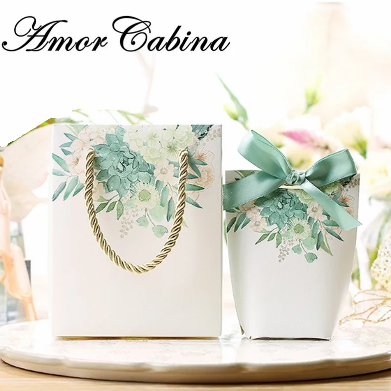 30pcs Wedding party creative green flower printing candy box packaging bag with handle packaging jewelry Christmas gift bag
30pcs Wedding party creative green flower printing candy box packaging bag with handle packaging jewelry Christmas gift bag