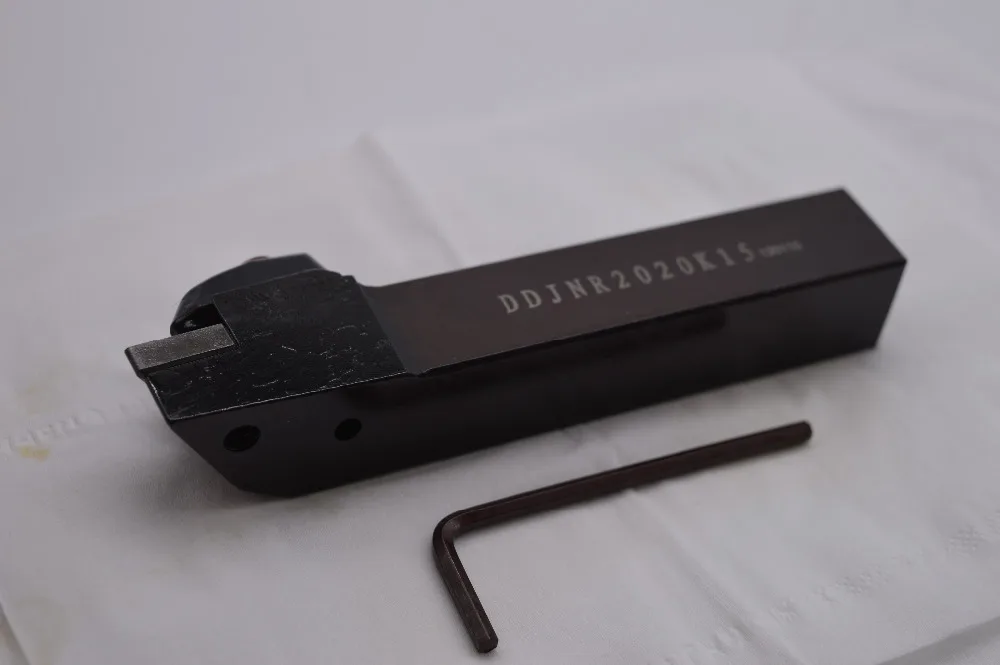 DDJNR2020K15 20*20*125mm 93 degree HOLDER Outside turning For DNMG1504/DNMG1506. 
DDJNR2020K15 20*20*125mm 93 degree HOLDER Outside turning For DNMG1504/DNMG1506.