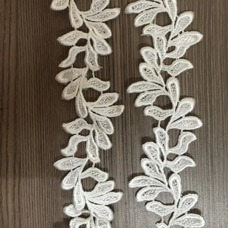 10 yards Polyester Leaves Lace Trim Embroidered Water Soluble Diy Handmade Patchwork Lace Tape Sewing Supplies Crafts
10 yards Polyester Leaves Lace Trim Embroidered Water Soluble Diy Handmade Patchwork Lace Tape Sewing Supplies Crafts