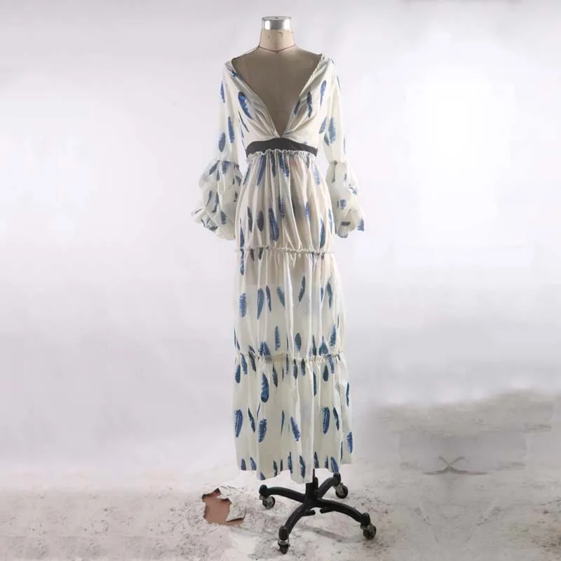 Women Vintage Elegant Formal Maxi Dress Floral Ethnic Pleated Bohemian Dress Lantern Sleeve Sexy Deep V Party Dress Vestido
Women Vintage Elegant Formal Maxi Dress Floral Ethnic Pleated Bohemian Dress Lantern Sleeve Sexy Deep V Party Dress Vestido