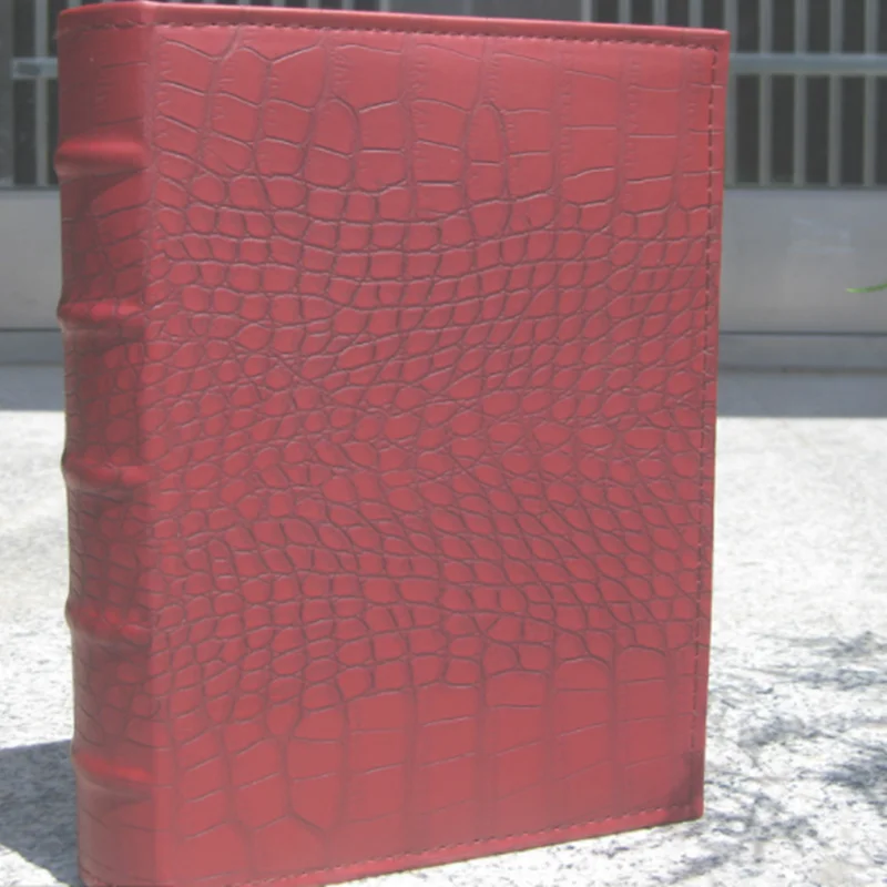 Crocodile Skin Pu Leather Vintage Photo Album for 200 Photos of 6 Inch 4D Family/Wedding / Graduation /birthday Gift Photo Album
Crocodile Skin Pu Leather Vintage Photo Album for 200 Photos of 6 Inch 4D Family/Wedding / Graduation /birthday Gift Photo Album