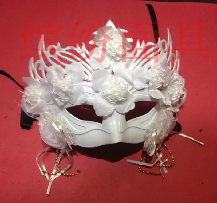 Antique Venice Masquerade Princess mask men and women feather with flower lace face glitter party mask
Antique Venice Masquerade Princess mask men and women feather with flower lace face glitter party mask