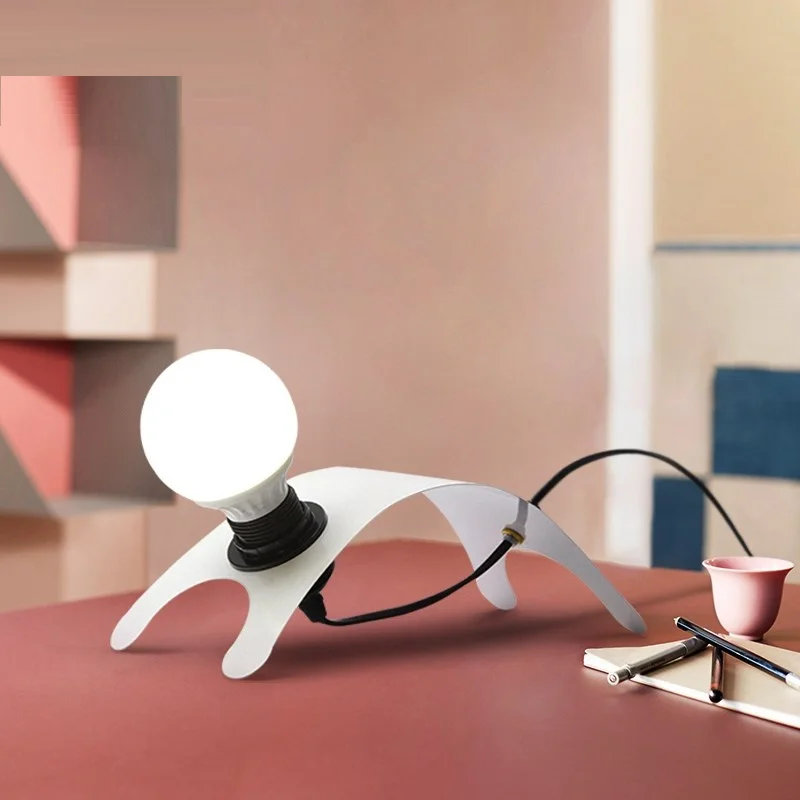 Simple Creative Dog Table Lamp Bedside Lamp University Dormitory Office Table Lamp
Simple Creative Dog Table Lamp Bedside Lamp University Dormitory Office Table Lamp
