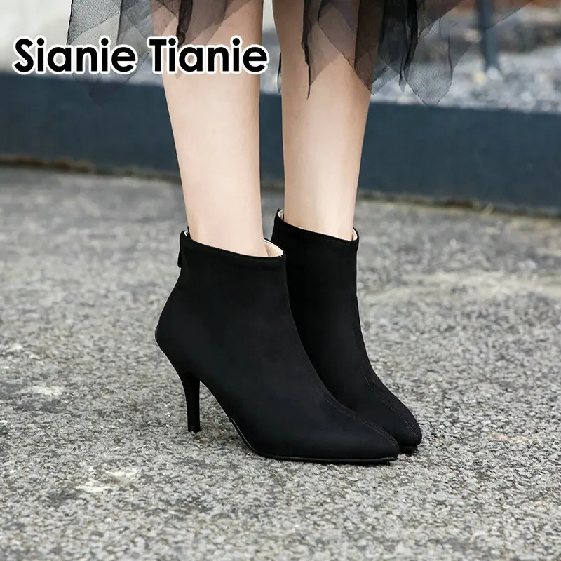 Sianie Tianie 2020 Winter Autumn Black Stiletto Thin High Heels Pointed Toe Zipper Style Sexy Ankle Womens Boots Bota Feminina
Sianie Tianie 2020 Winter Autumn Black Stiletto Thin High Heels Pointed Toe Zipper Style Sexy Ankle Womens Boots Bota Feminina