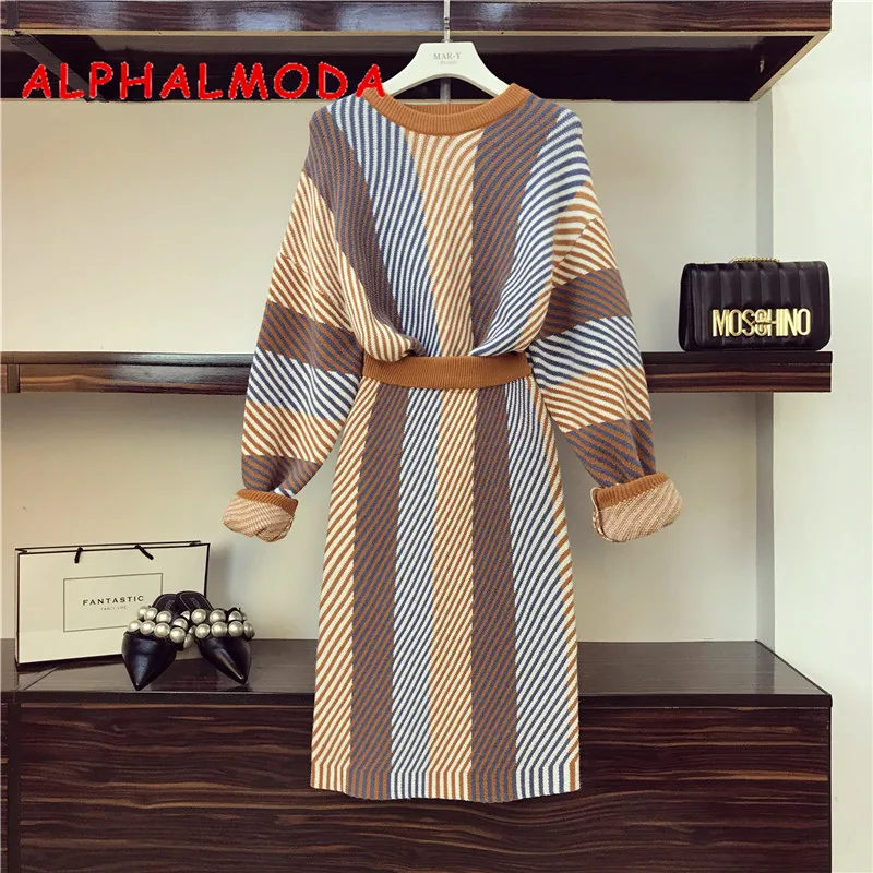 Женский трикотажный костюм ALPHALMODA, осенне-зимний свободный свитер в полоску с длинным рукавом, 2 шт.
Женский трикотажный костюм ALPHALMODA, осенне-зимний свободный свитер в полоску с длинным рукавом, 2 шт.