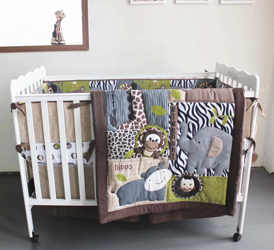 7PCS embroidery Baby Bedding Bumper Bed Around Cute & Fancy ropa de cuna (4bumper+duvet+bed cover+bed skirt)
7PCS embroidery Baby Bedding Bumper Bed Around Cute & Fancy ropa de cuna (4bumper+duvet+bed cover+bed skirt)