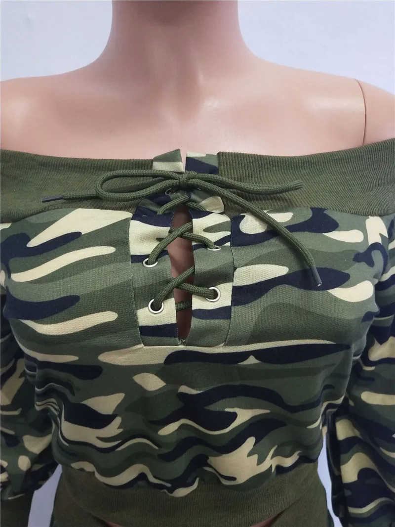 Women Camouflage Printed Sweatsuit 2 Piece Outfits Sexy Slash Neck Long Sleeve Crop Tops and Drawstring Pants Casual Tracksuit
Women Camouflage Printed Sweatsuit 2 Piece Outfits Sexy Slash Neck Long Sleeve Crop Tops and Drawstring Pants Casual Tracksuit