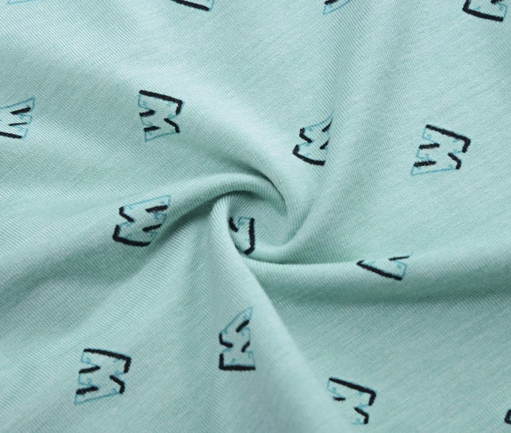 DISFRUTAR Seamless Men Boxer Shorts Luxury Antibacterial Men Boxers Quality Cotton Print Underpants Light Color red green gray
DISFRUTAR Seamless Men Boxer Shorts Luxury Antibacterial Men Boxers Quality Cotton Print Underpants Light Color red green gray