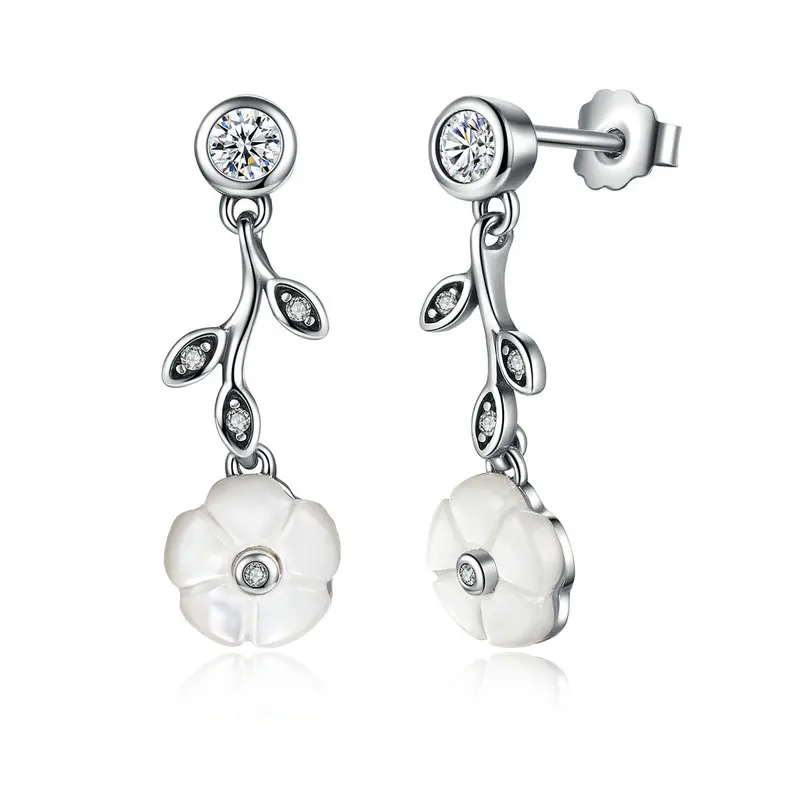 BK 100% 925 Sterling Silver High Quality White Flower Pendant Stud Earrings Push-Back Clasp Women Earrings Jewelry for Girls
BK 100% 925 Sterling Silver High Quality White Flower Pendant Stud Earrings Push-Back Clasp Women Earrings Jewelry for Girls