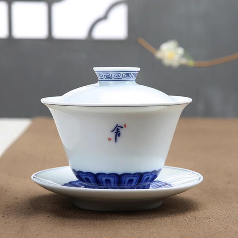 

China blue-and-white porcelain gaiwan ceramic tureen cup saucer tea bowl cup bowl set Chinese kungfu tea cup lid for tea party