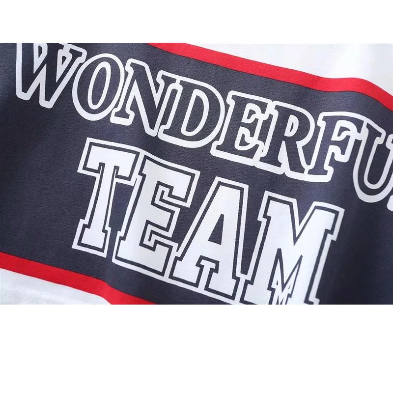 Fashion women's round neck letter printing loose short jacket 2018 women's T-shirt M898
Fashion women's round neck letter printing loose short jacket 2018 women's T-shirt M898