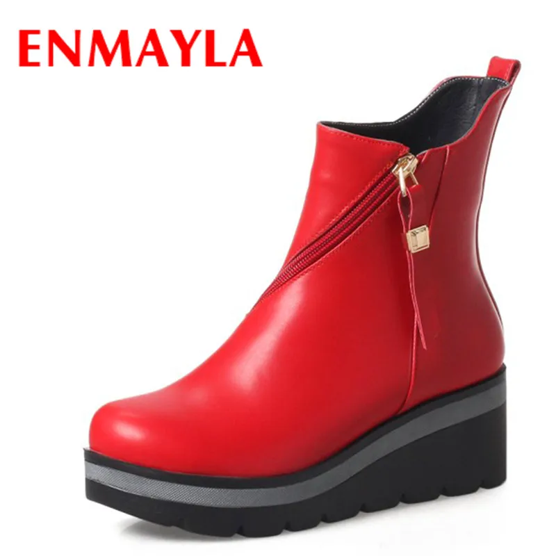 ENMAYLA New Wedges Ankle Boots Women Zipper Flats Platform Boots Casual Shoes Woman Autumn Red Black White Short Boots Shoes
ENMAYLA New Wedges Ankle Boots Women Zipper Flats Platform Boots Casual Shoes Woman Autumn Red Black White Short Boots Shoes