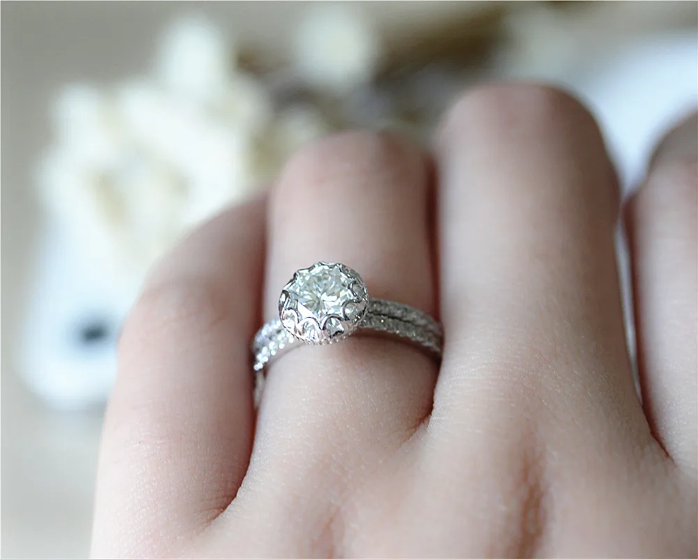 DUPUY 1.0ct Round Cut Forever Classic Ring Set Dainty Half Eternity Diamonds Wedding Ring Set 14k White Gold Engagement Ring Set
DUPUY 1.0ct Round Cut Forever Classic Ring Set Dainty Half Eternity Diamonds Wedding Ring Set 14k White Gold Engagement Ring Set