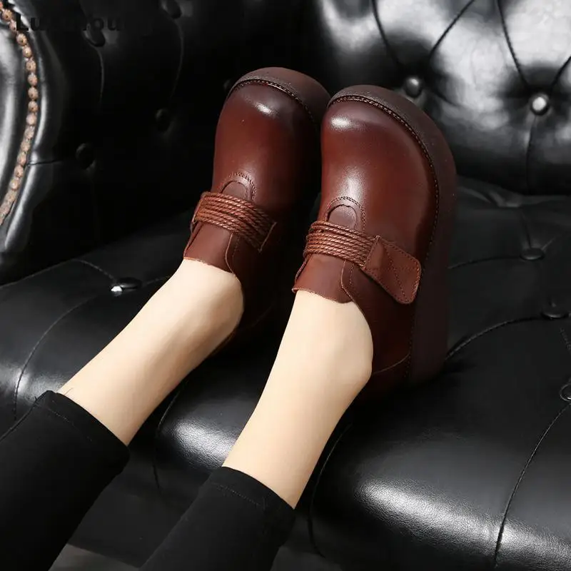 2020 New Handmade Women's Shoes Genuine Leather Leisure Platform Shoes Women High Heel Wedges Cowleather Shoes
2020 New Handmade Women's Shoes Genuine Leather Leisure Platform Shoes Women High Heel Wedges Cowleather Shoes