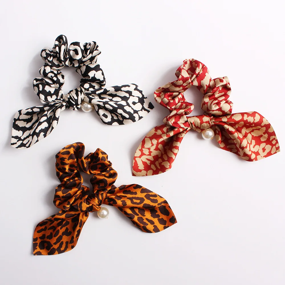 New Pearl Scrunchies Leopard Rubber Hair Ties Bunny Ears Scrunchie Women Elastic Hair Bands Girls Animal Print Ponytail Holder
New Pearl Scrunchies Leopard Rubber Hair Ties Bunny Ears Scrunchie Women Elastic Hair Bands Girls Animal Print Ponytail Holder