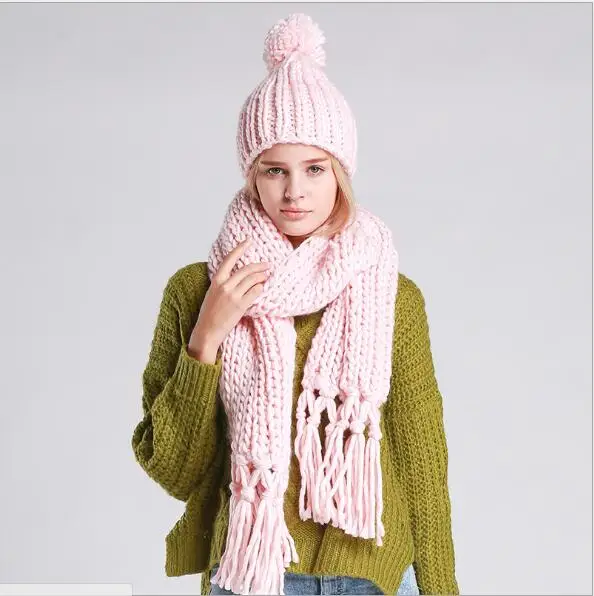 Hot Knitted Ring Scarf Women Soft Winter Infinity Scarves Cashmere Neck Circle Solid Scarf Luxury hat Ladies Warm Snood Scarf
Hot Knitted Ring Scarf Women Soft Winter Infinity Scarves Cashmere Neck Circle Solid Scarf Luxury hat Ladies Warm Snood Scarf